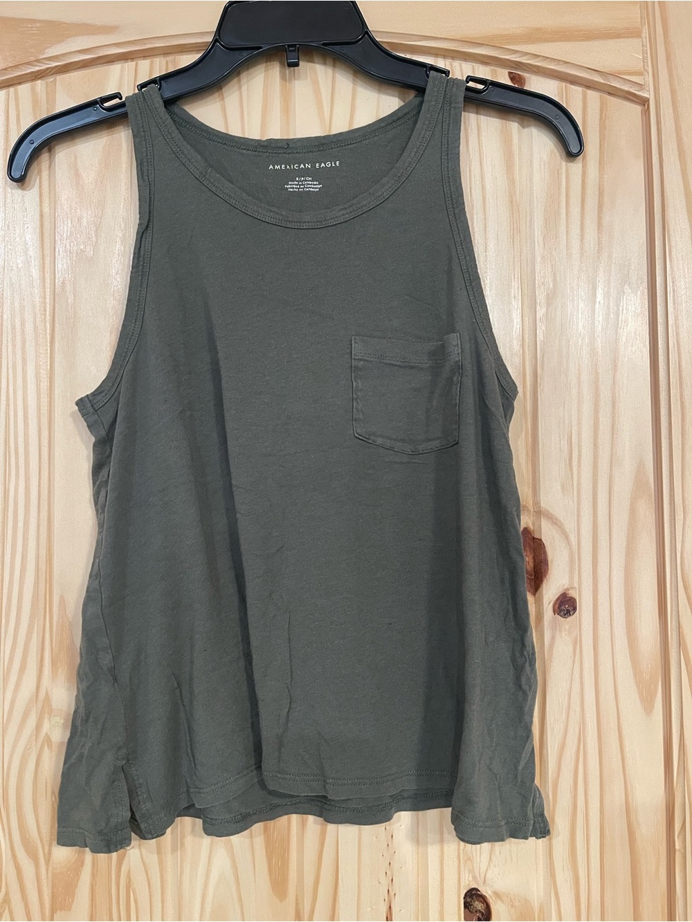 American Eagle Outfitters Olive Pocket Racerback Tank